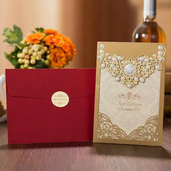 Eye-catching Gold Pocket Laser Cut Wedding Invitations with Amazing Silver Accessories Lcz098 (3)