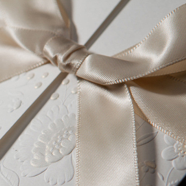 Modern white wedding invitations with engraved flowers and ribbons LC004_5