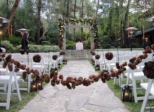 28 Brilliant Pinecone Wedding Decoration Ideas
