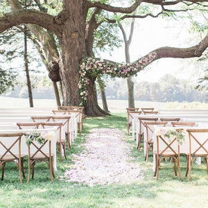 24 Gorgeous yet Budget-friendly Floral Wedding Decorations