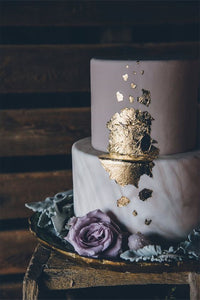 29 Creative and Stylish Winter Wedding Cakes