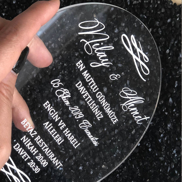 Chic Round Clear Acrylic Wedding Invitations A033