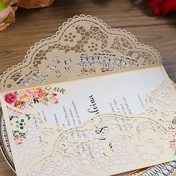 Delicate Ivory Pocket Laser Cut Wedding Invitations with Carved Pattern Lcz040 (2)